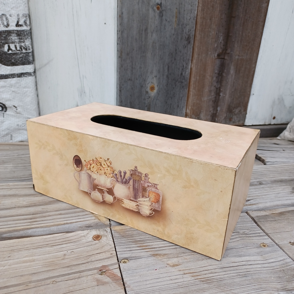Violet Voss Cream Floral Tissue Box Holder